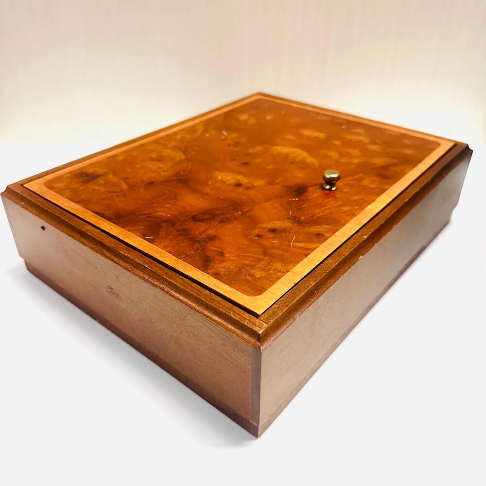 Vintage Wood Game Box Storage Organizer - Picture 2 of 13